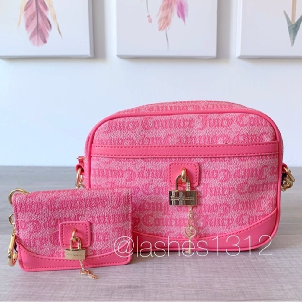JUICY COUTURE Bag Camera Crossbody & Wallet Set - Pink